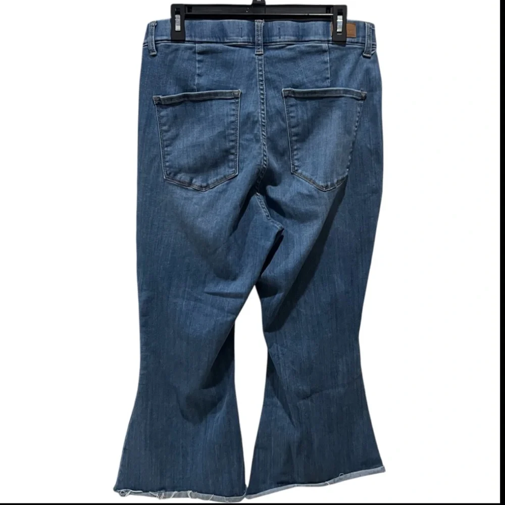Judy Blue Pull On Flare Leg Jeans Plus Size 14W